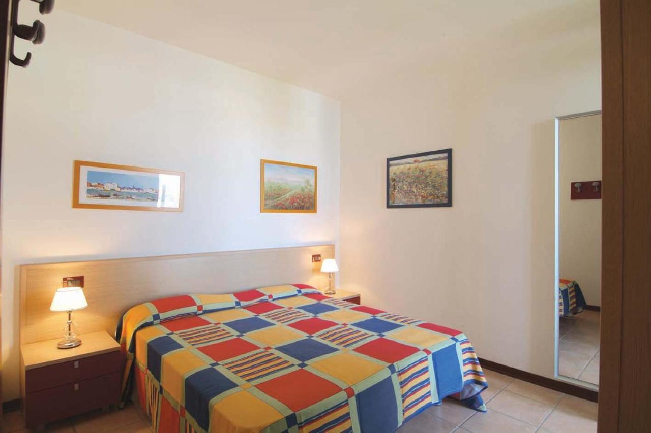 Altanea Apartments Con Piscina Caorle Luaran gambar